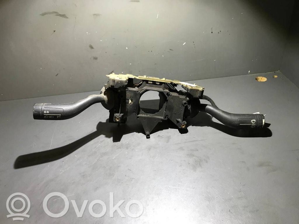 Volkswagen Phaeton Wiper turn signal indicator stalk/switch 