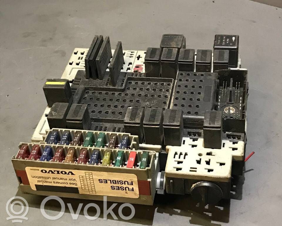 Volvo XC90 Fuse module 