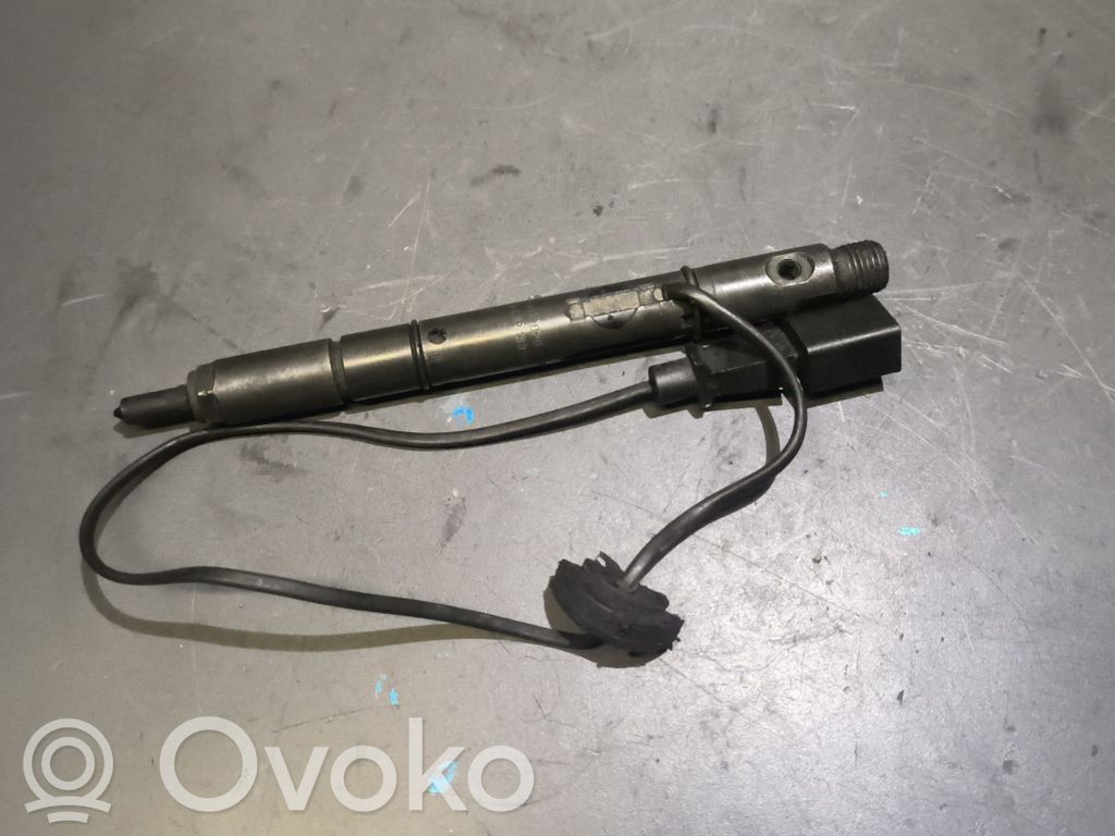 Audi A6 S6 C5 4B Inyector de combustible 