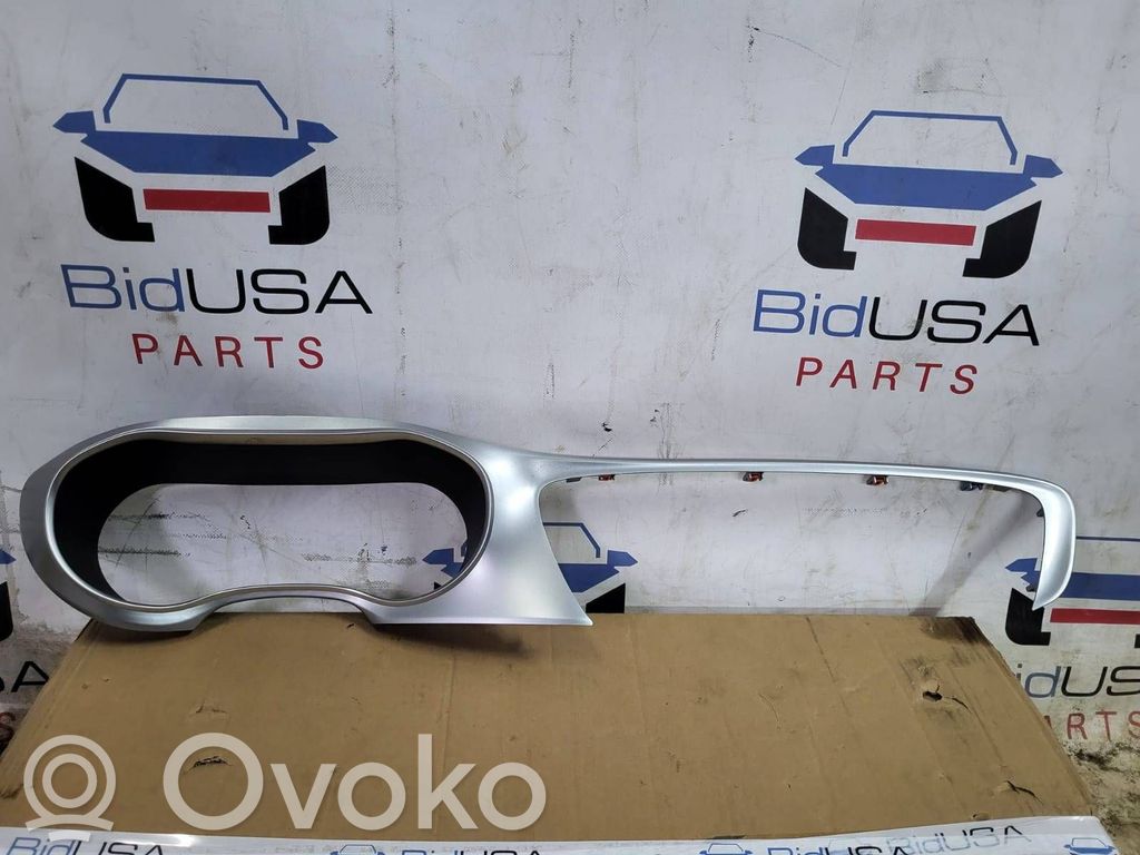 Dashboard trim   5RV70TRMAC