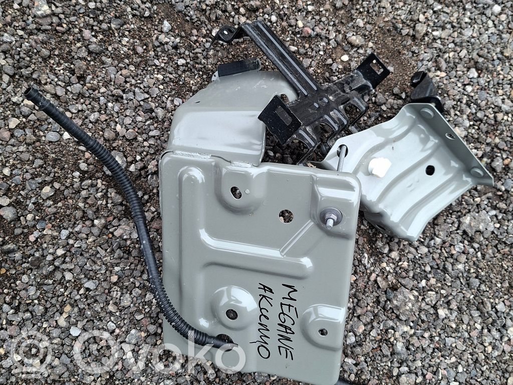 Renault Megane E-Tech Battery bracket 