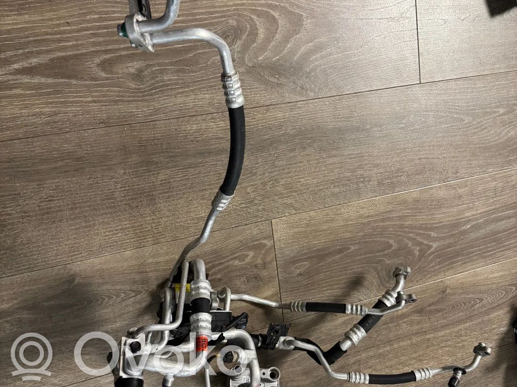 Air conditioning (A/C) pipe/hose   976R2KL500,25670CU000,976E1KL500,976E2KL500