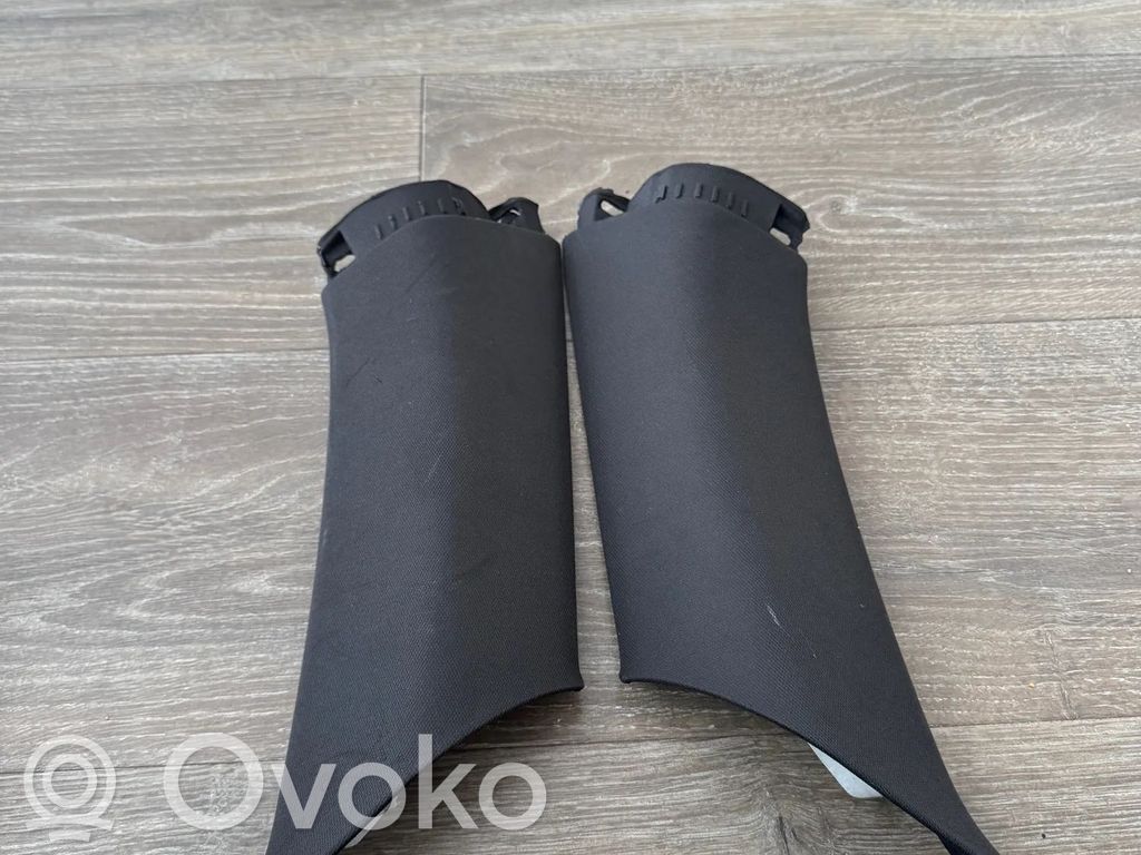 Ford Mondeo MK V Kita salono detalė 