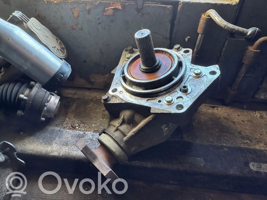Nissan Qashqai Редуктор коробки передач (раздатка) 