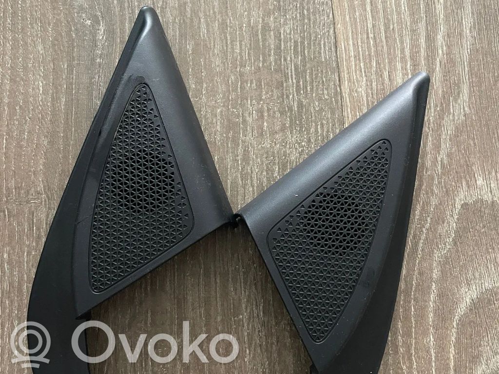 KIA Niro Głośnik drzwi przednich 