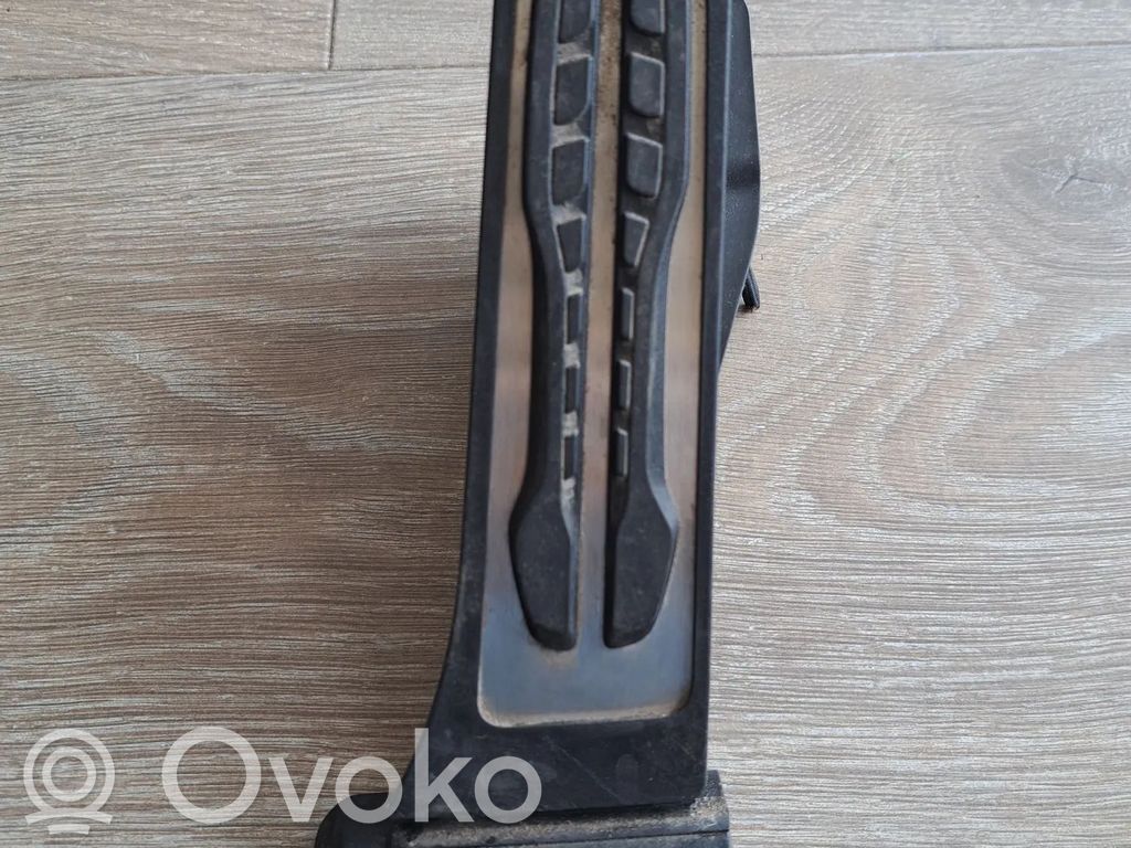 BMW iX1 Gaspedal 