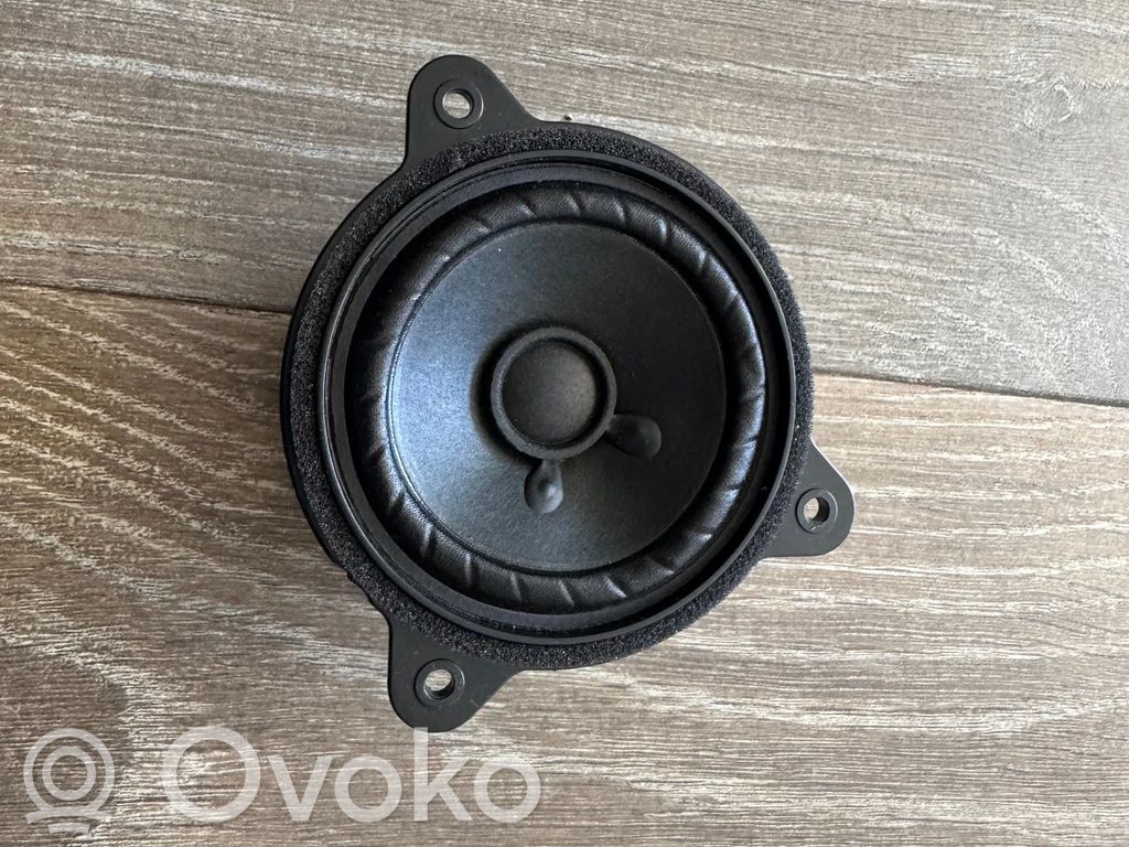 Altavoz del panel   11A035415A