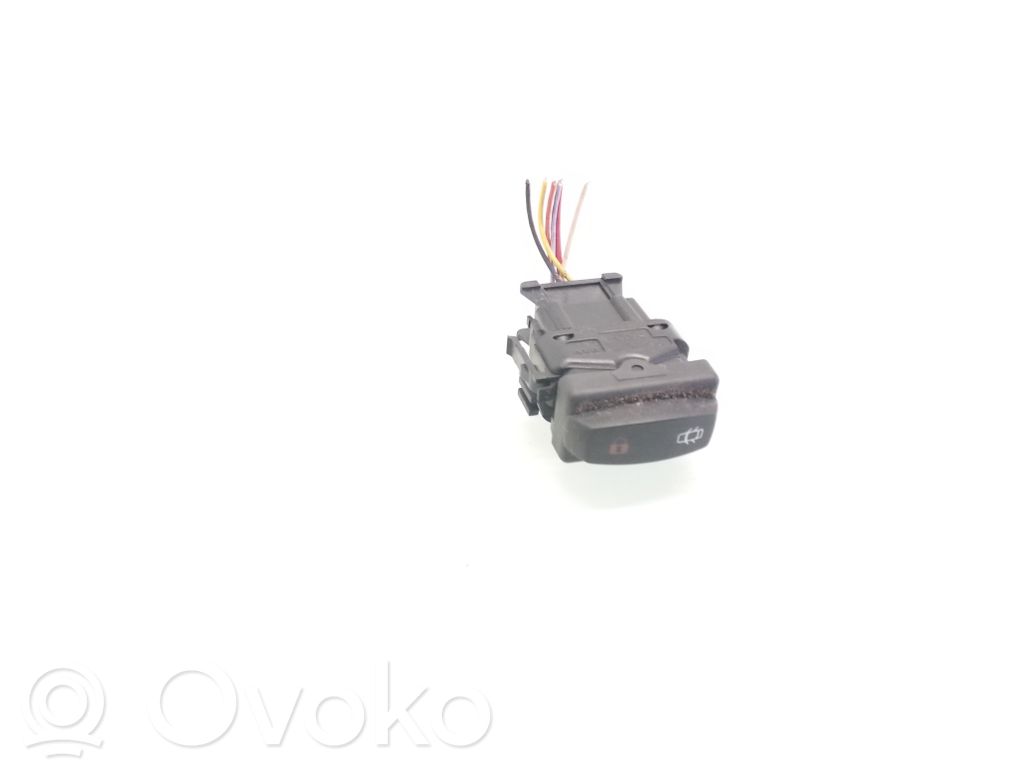 Central locking switch button   2648801