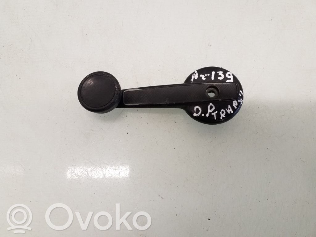 Korbka szyby drzwi tylnych   23342AA