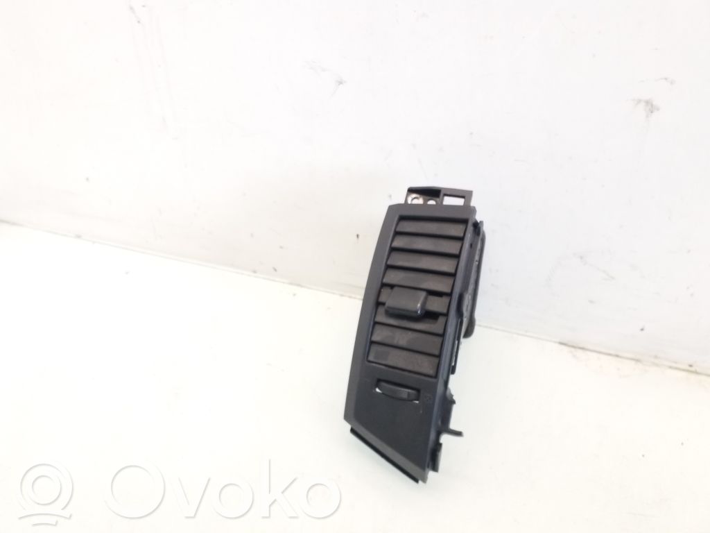 Mazda 5 Garniture, panneau de grille d'aération latérale 