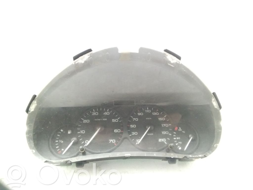 Citroen Berlingo Speedometer (instrument cluster) 