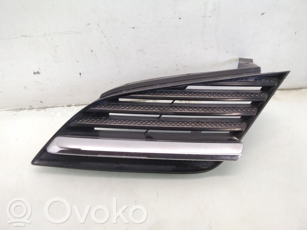 Nissan Primera Kühlergrill 
