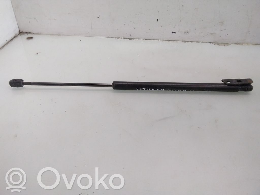 KIA Sorento Tailgate/trunk strut/damper 