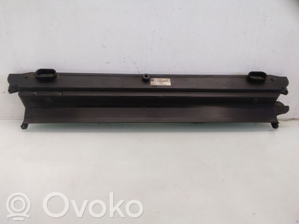 BMW 5 E60 E61 Viršutinė dalis radiatorių panelės (televizoriaus) 