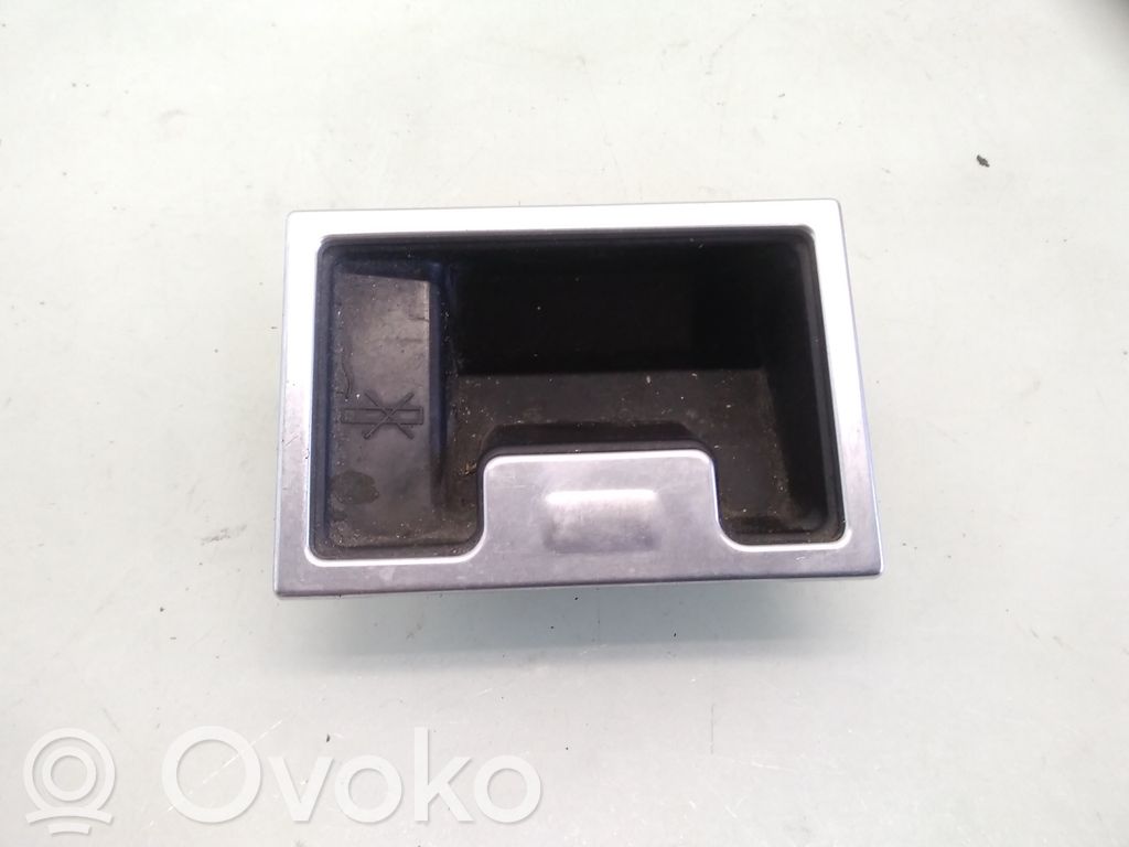 BMW 5 E60 E61 Pelnutrauks (priekšā) 