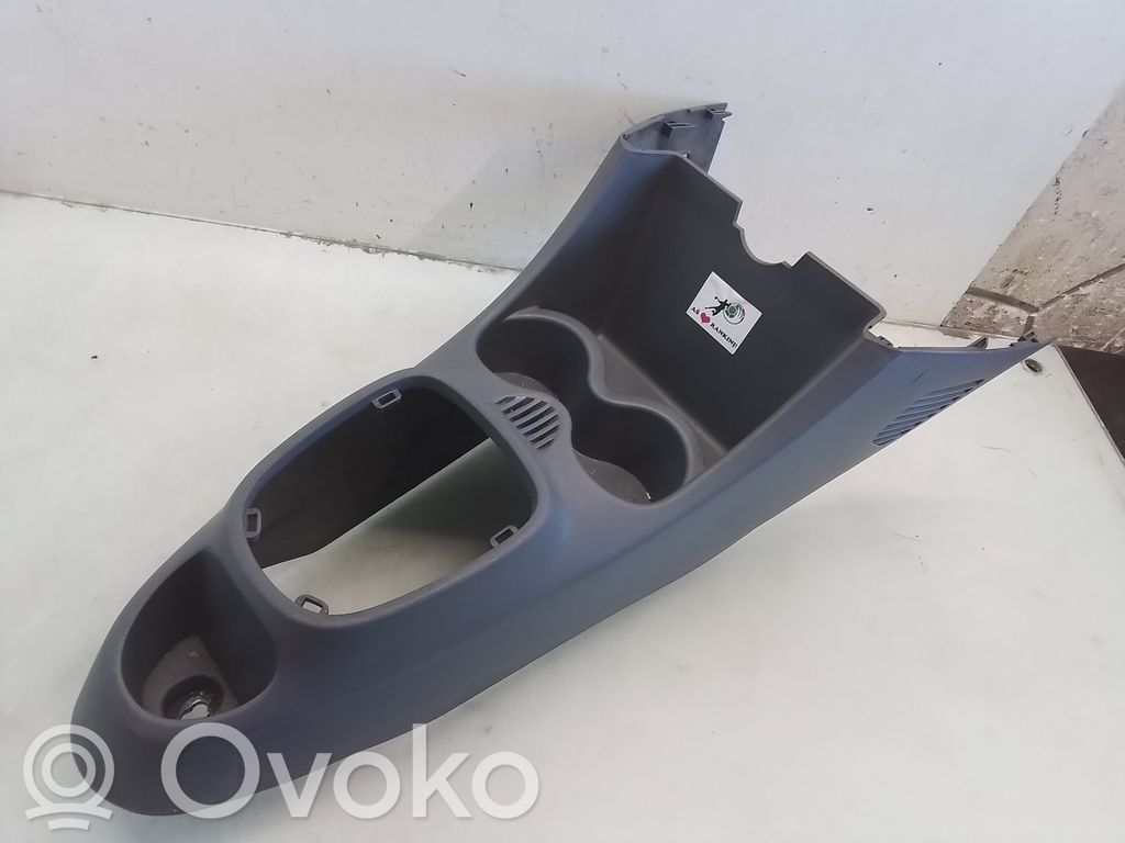 Peugeot 107 Console centrale 