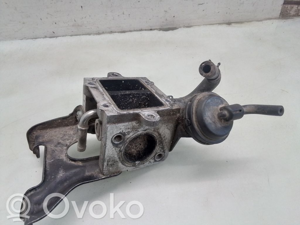 Audi A6 S6 C6 4F Клапан EGR 