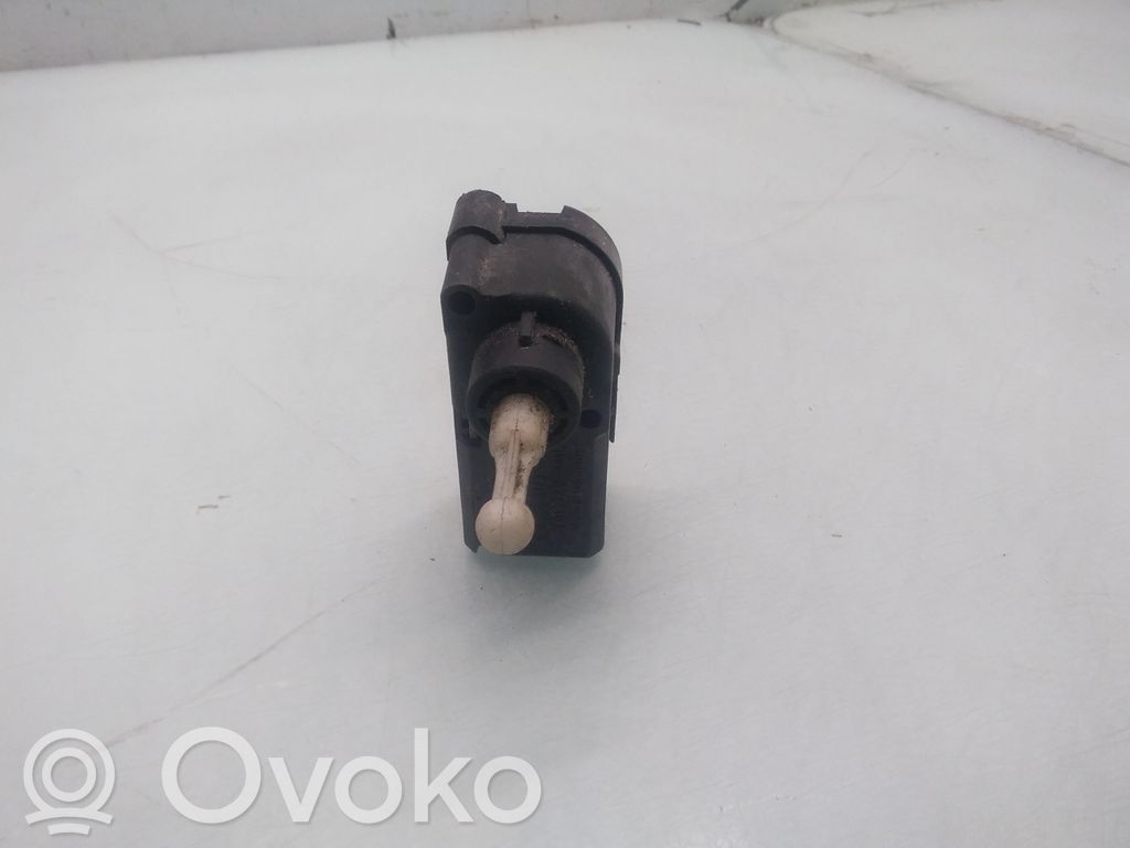 Ford Mondeo MK II Headlight level adjustment motor 