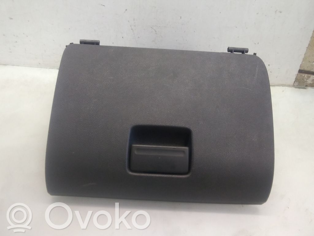 Ford Focus Handschuhfach 