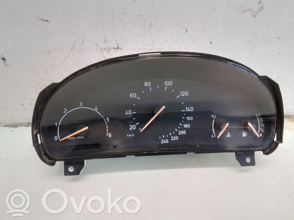 Saab 9-5 Speedometer (instrument cluster) 