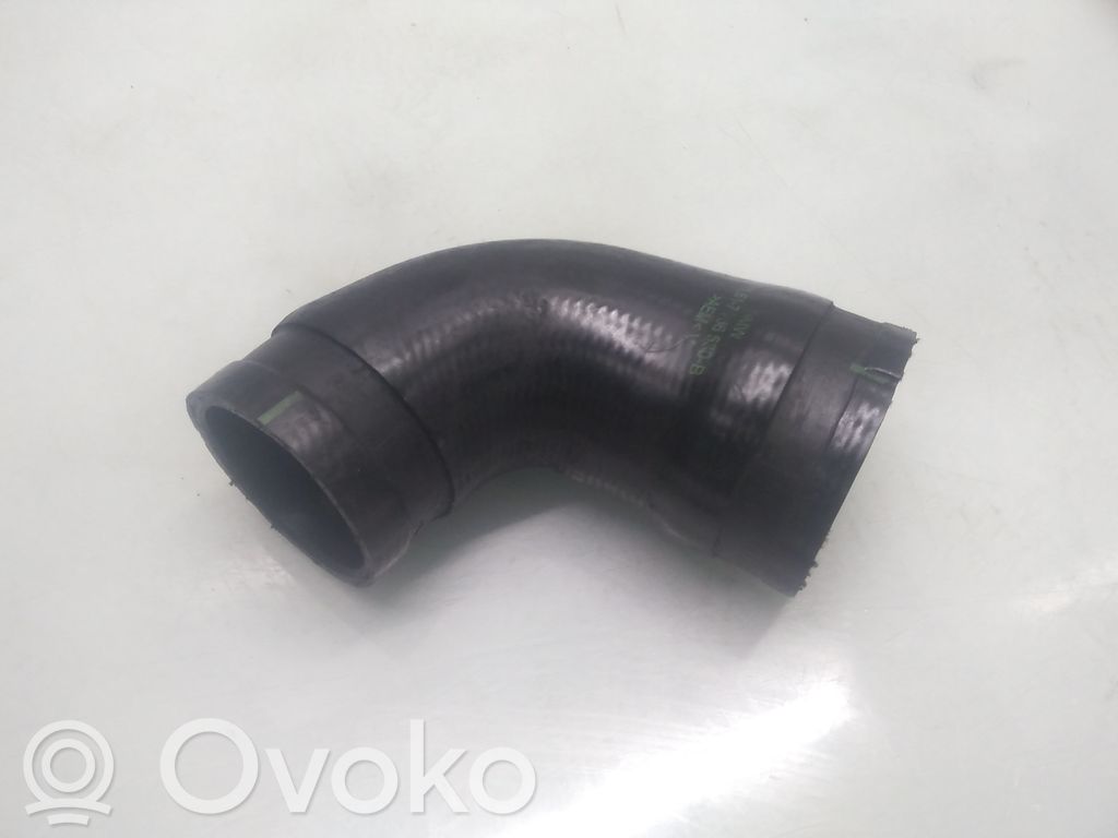 BMW 5 E39 Intercooler hose/pipe 