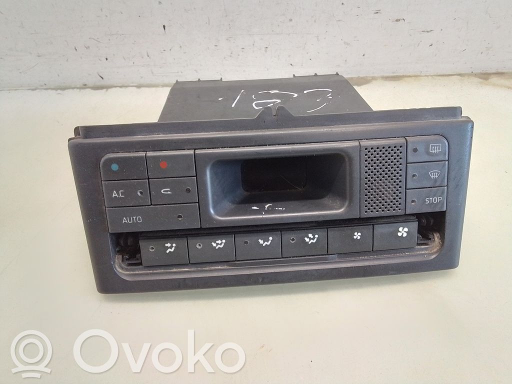 Renault Laguna I Climate control unit 