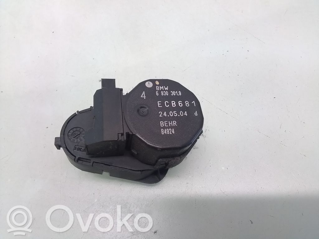 BMW 5 E60 E61 Motor/activador trampilla de calefacción 