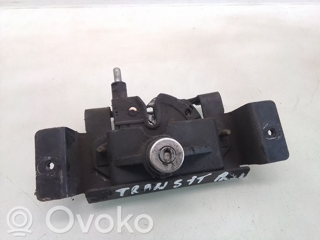 Engine bonnet/hood lock/catch