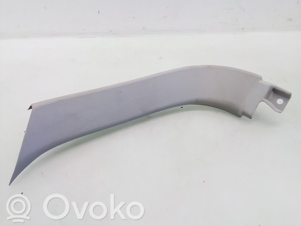 Toyota Avensis T250 Tailgate/trunk side cover trim 