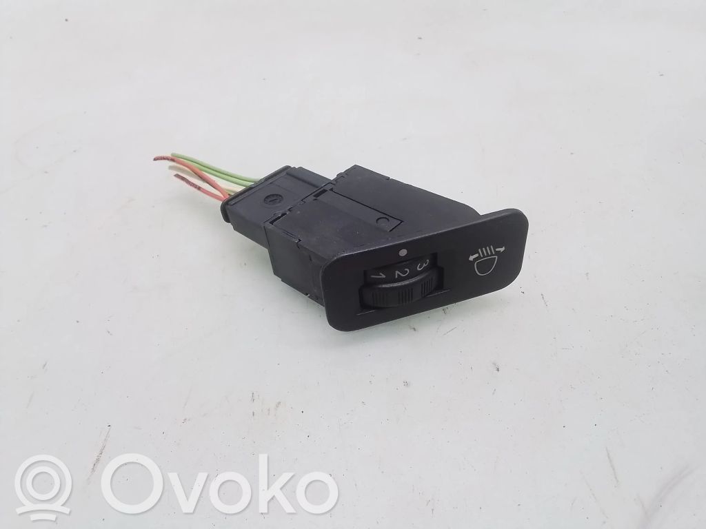 Peugeot 206 Headlight level height control switch 