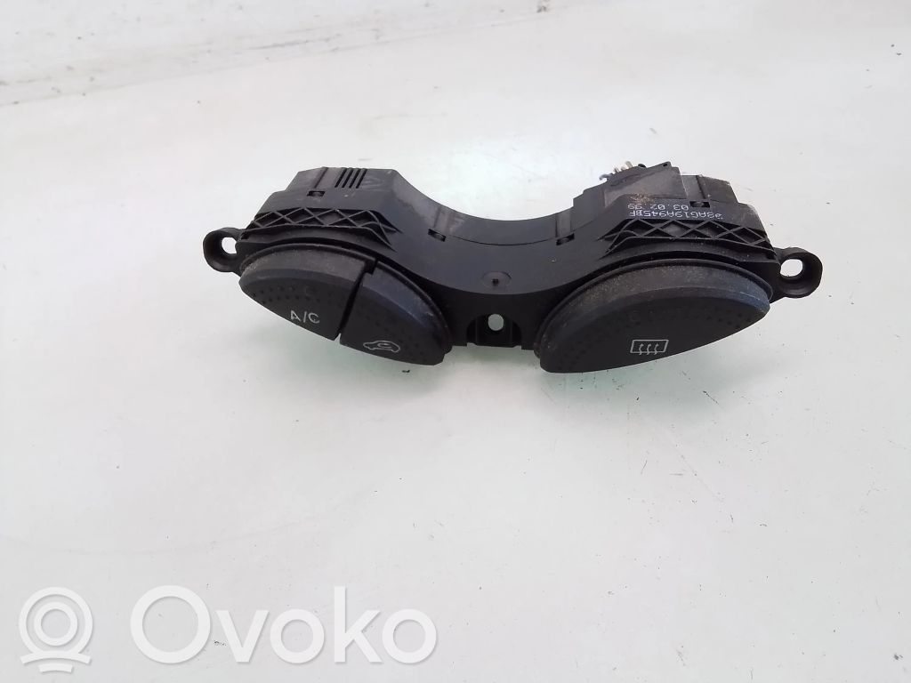 Ford Focus Windscreen/window heater switch 