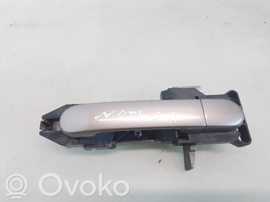 Nissan Note (E11) Manecilla externa puerta trasera 