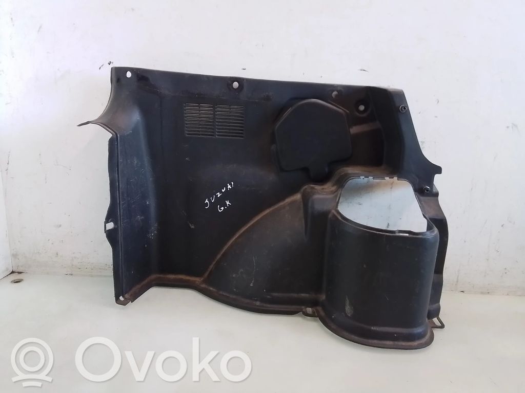 Suzuki Swift Cultus Apatinis, bagažinės šono, apdailos skydas 