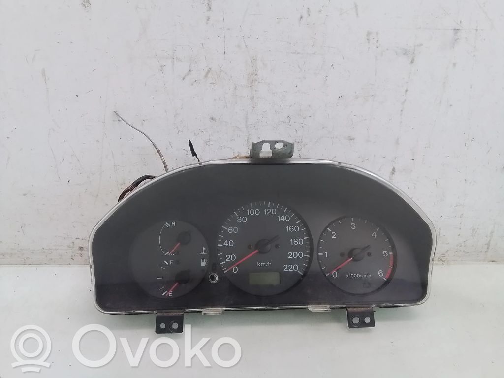 Mazda 323 F Speedometer (instrument cluster) 