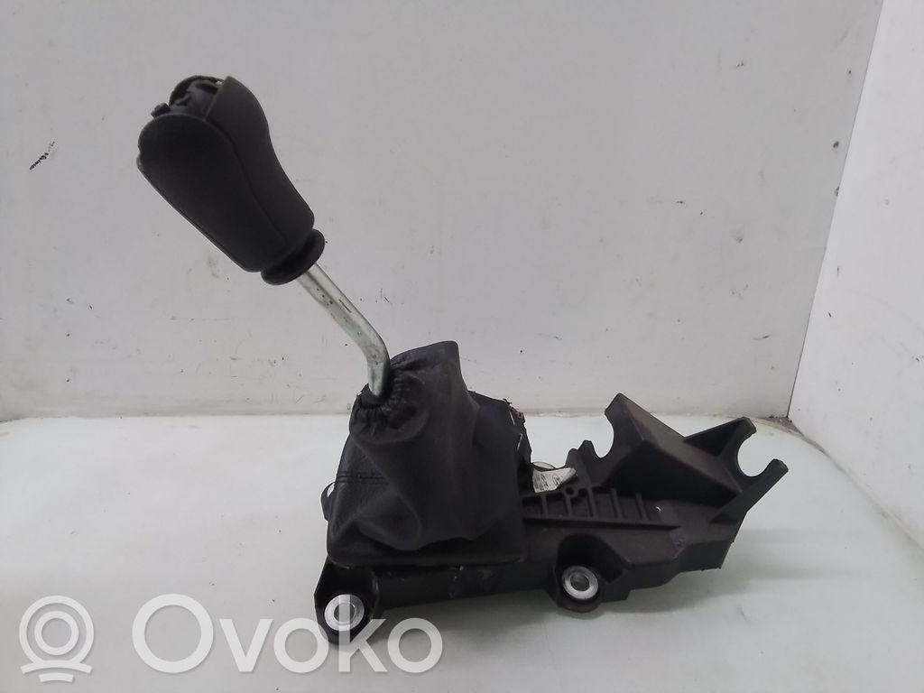 Gear shifter/selector