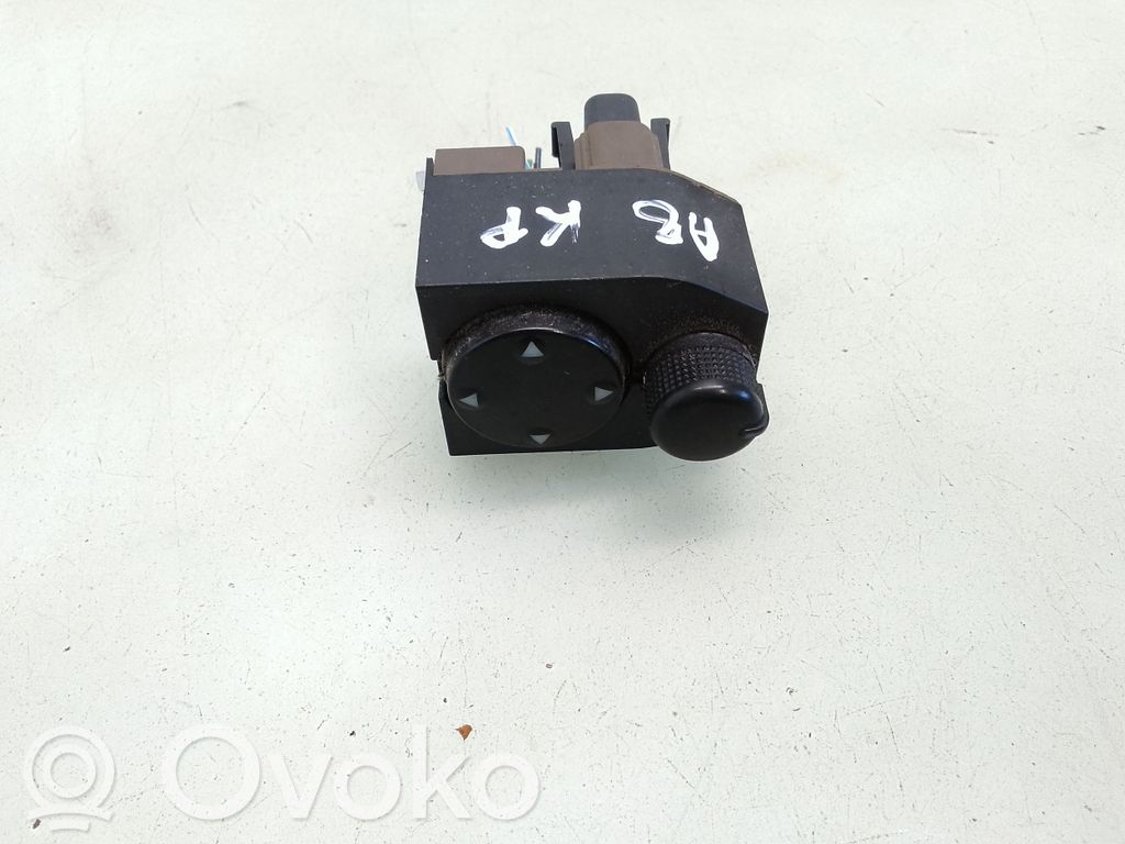 Audi A8 S8 D2 4D Wing mirror switch 