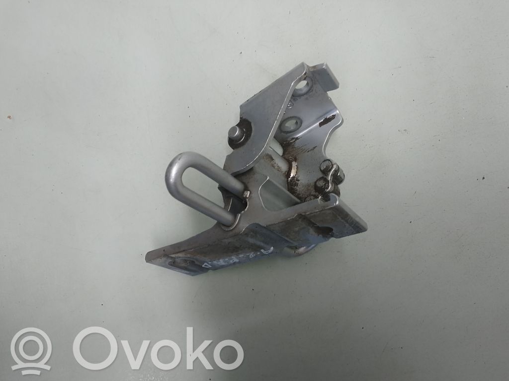 Audi A8 S8 D2 4D Front door lower hinge 