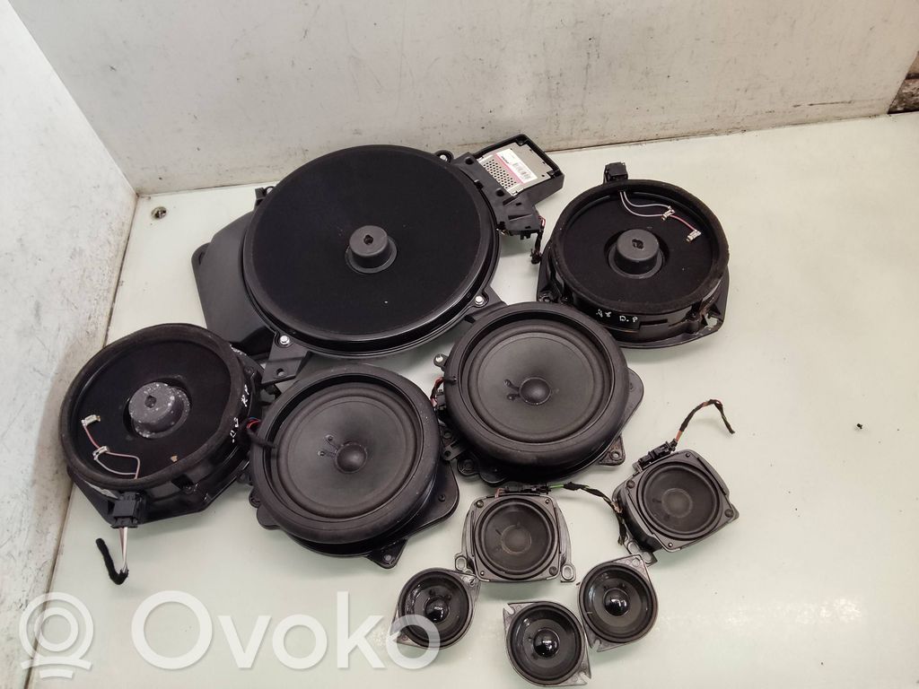 Kit système audio   4E0035411M,4E0035415,4E0035412D,1E0035411Q,4E0035411P