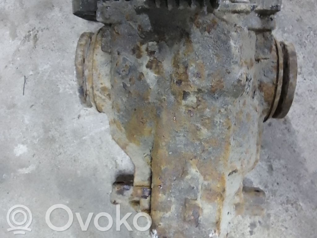 Rear differential   E2032T