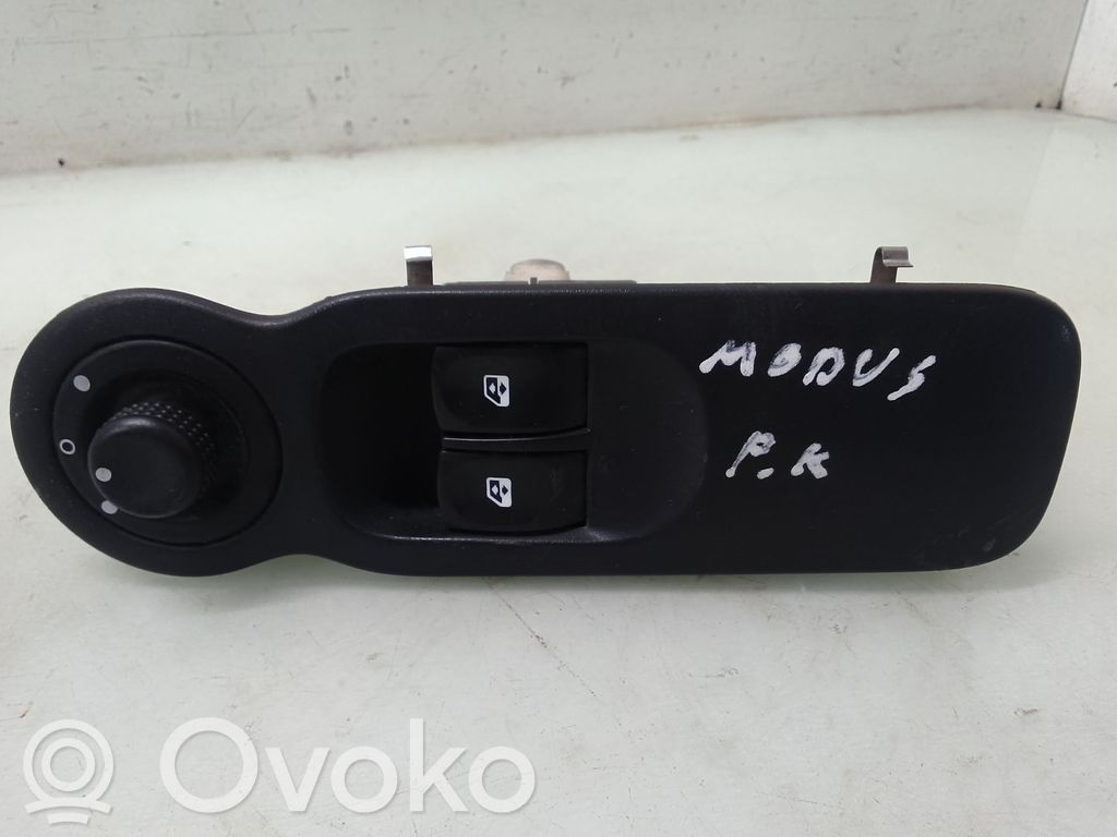 Renault Modus Electric window control switch 