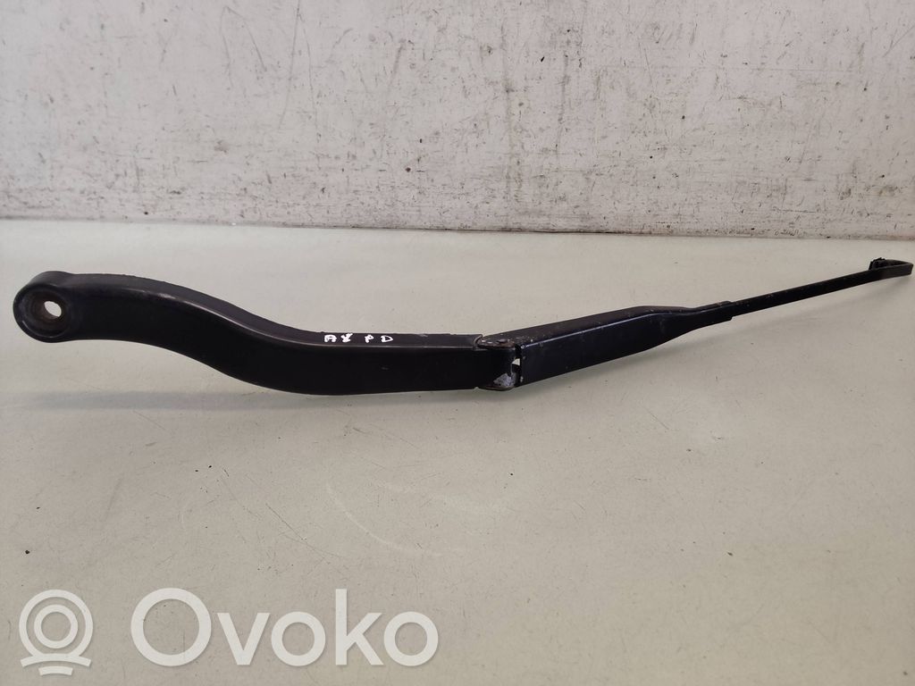 Audi A8 S8 D2 4D Front wiper blade arm 