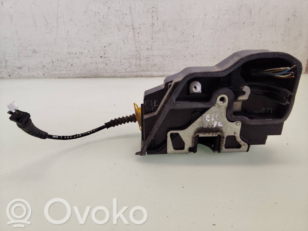 BMW 5 E60 E61 Front door lock 