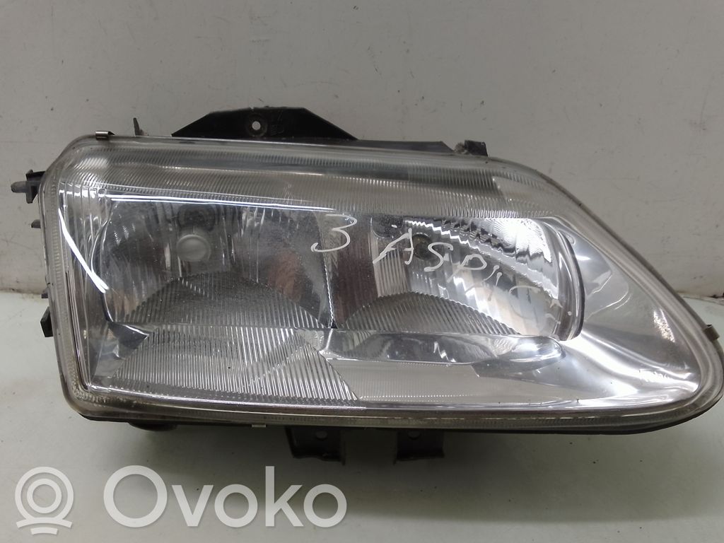 Headlight/headlamp   903002A