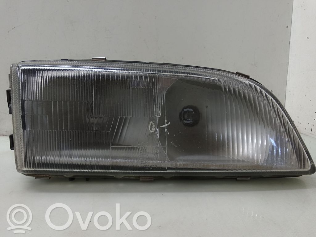 Volvo S70  V70  V70 XC Phare frontale 