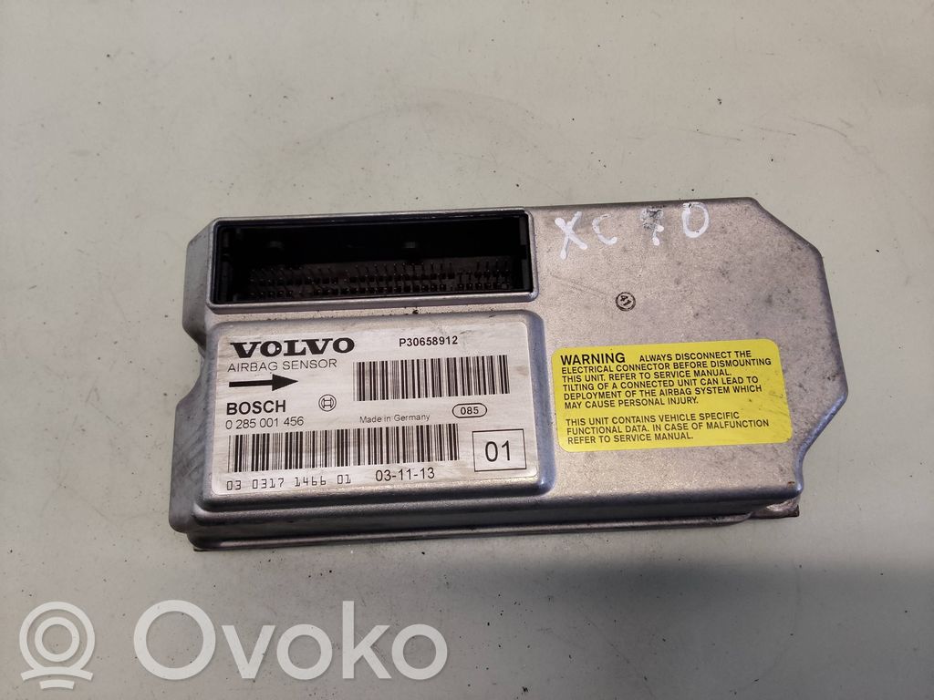 Volvo XC70 Centralina/modulo airbag 