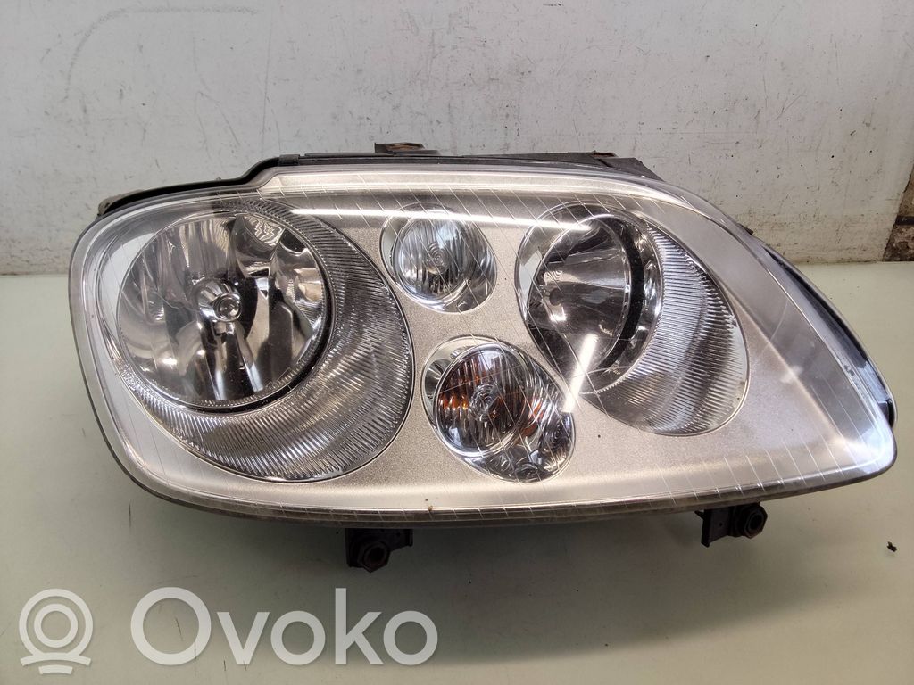 Volkswagen Touran I Lampa przednia 