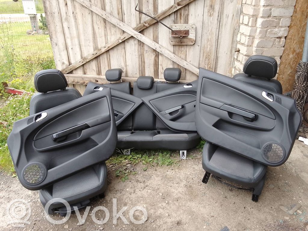 Set di rivestimento sedili e portiere