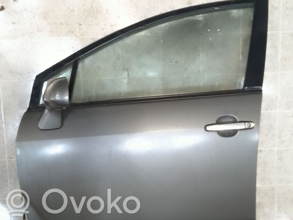 Toyota Corolla Verso E121 Portiera anteriore