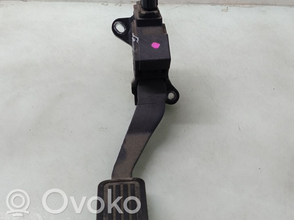 Gaspedal   781100D010