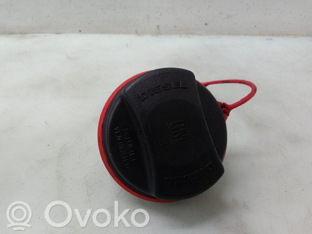 Opel Astra H Tapa del depósito de combustible